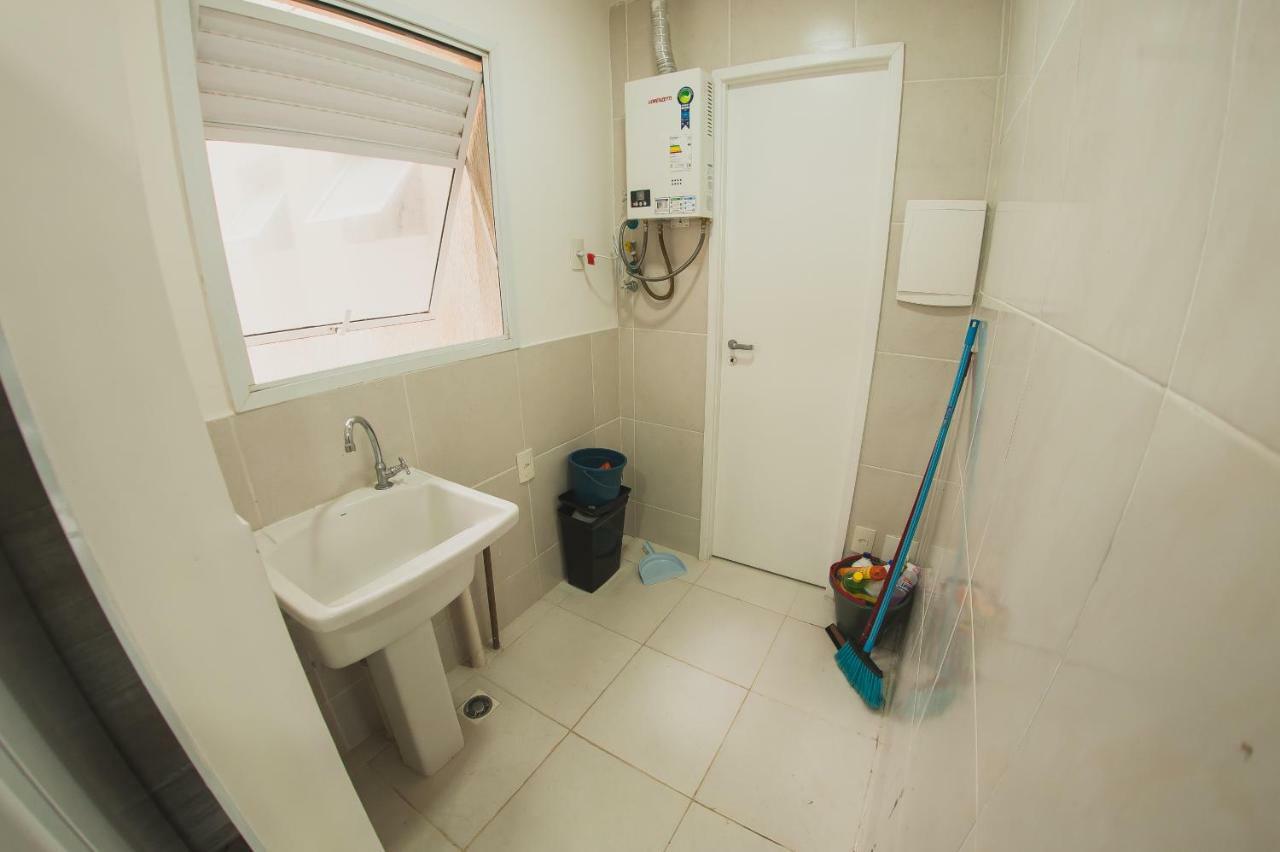 Condominio Proximo Ao Park Aquatico อากีราซ ภายนอก รูปภาพ
